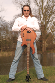 Dean Edge 9 photo 5