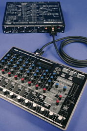 Edirol M 16DX V2 photo 1